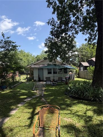 501 W 6th Street, Russellville, AR 72801