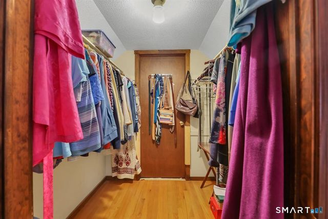 190 Valley View Road, Manchester, CT 06040