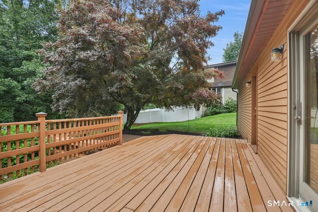 190 Valley View Road, Manchester, CT 06040