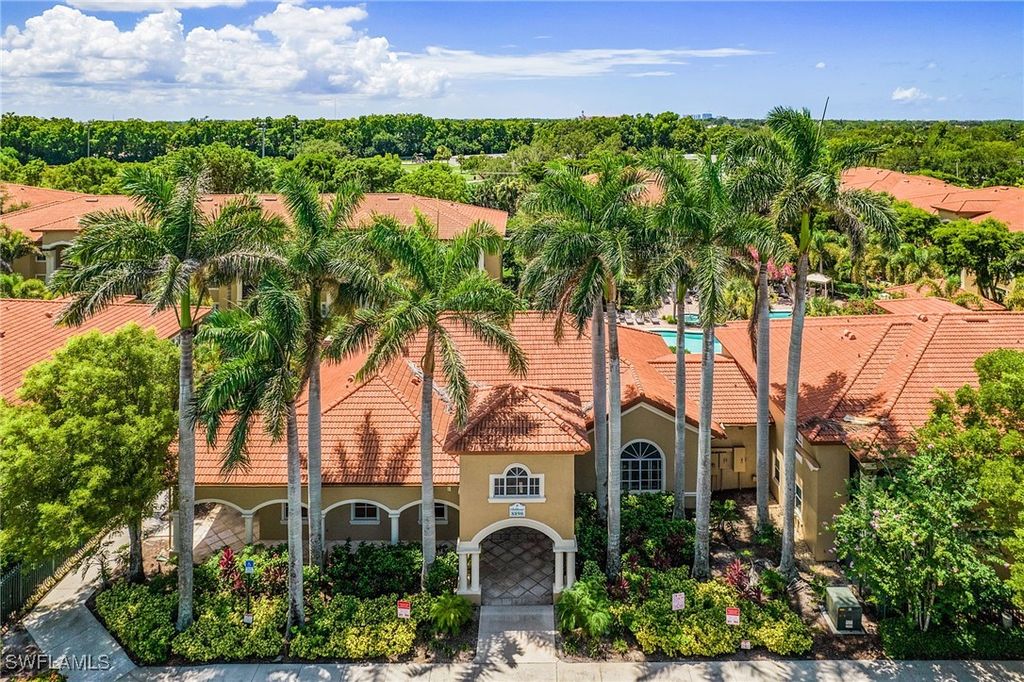 8920 Colonnades CT E 524, Bonita Springs, FL 34135