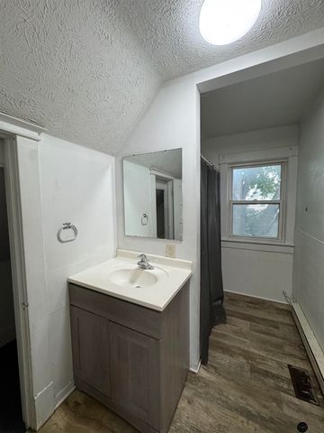 1545 N 15th Street, Lincoln, NE 68508