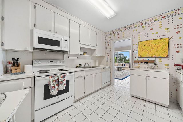44 Cocoanut Row 222b, Palm Beach, FL 33480