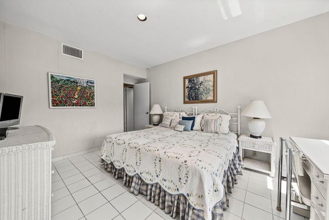 44 Cocoanut Row 222b, Palm Beach, FL 33480