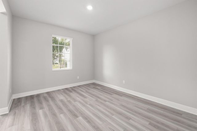 7876 104th Avenue, Vero Beach, FL 32967