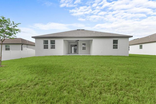 7876 104th Avenue, Vero Beach, FL 32967