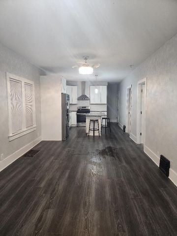 6205 32nd AVENUE, Kenosha, WI 53142