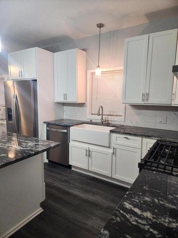 6205 32nd AVENUE, Kenosha, WI 53142