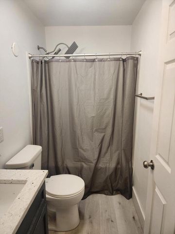 6205 32nd AVENUE, Kenosha, WI 53142