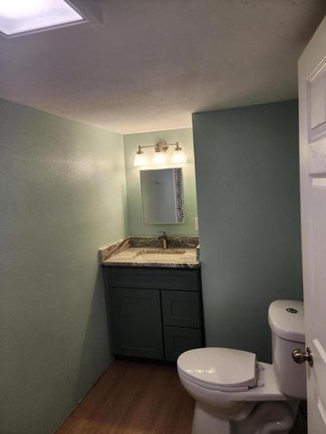 6205 32nd AVENUE, Kenosha, WI 53142