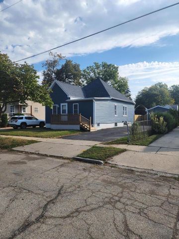 6205 32nd AVENUE, Kenosha, WI 53142