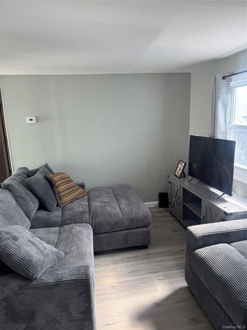 600 Broadway E3, Amityville, NY 11701