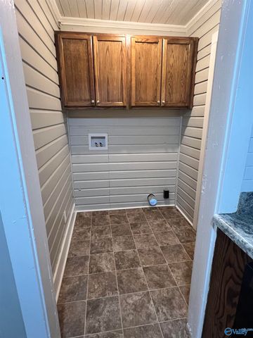 1828 Rayburn Avenue, Guntersville, AL 35976