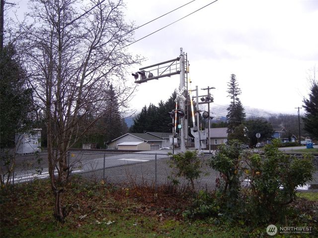 127 10th Street, Sultan, WA 98294