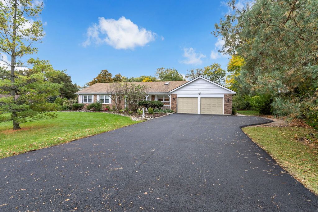 6 Lagoon Drive, Hawthorn Woods, IL 60047 — photo 4