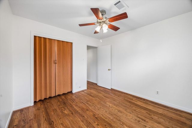 820 E 28th Street, Houston, TX 77009
