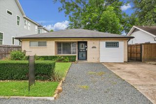 820 E 28th Street, Houston, TX 77009