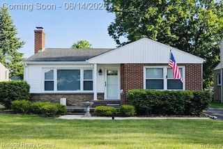 2639 Woodbine Drive, Waterford, MI 48328