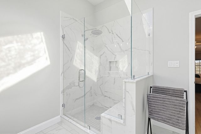 8 Weyman Ln, Sharon, MA 02067