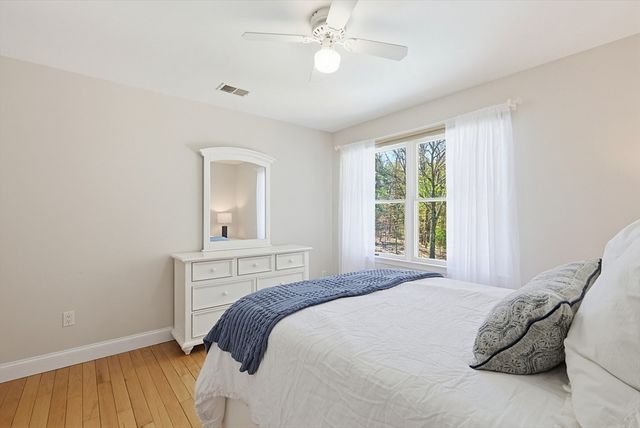 8 Weyman Ln, Sharon, MA 02067