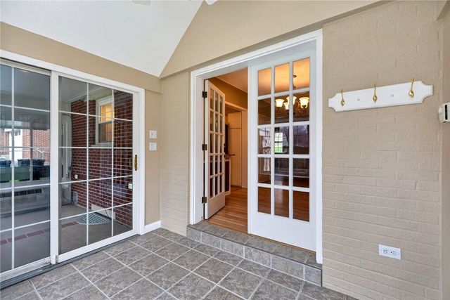 1810 S Main Street, Dayton, OH 45409