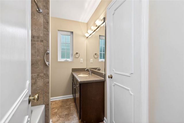 1810 S Main Street, Dayton, OH 45409