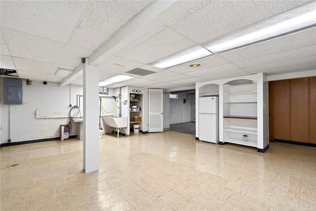 1810 S Main Street, Dayton, OH 45409