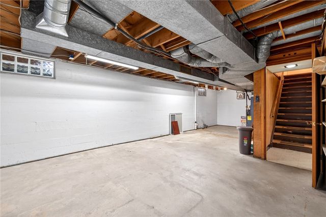 1810 S Main Street, Dayton, OH 45409