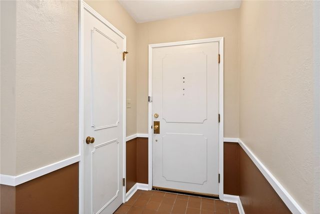 1810 S Main Street, Dayton, OH 45409