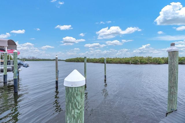 3304 W SHELL POINT ROAD, Ruskin, FL 33570
