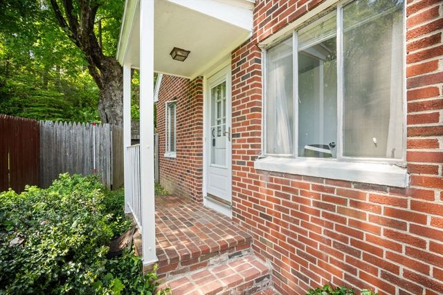 220 Marcy St, Southbridge, MA 01550