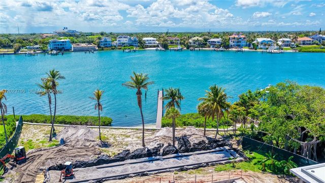 508 S Beach Road, Jupiter Island, FL 33455