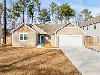 203 Beverly Drive, Goose Creek, SC 29445