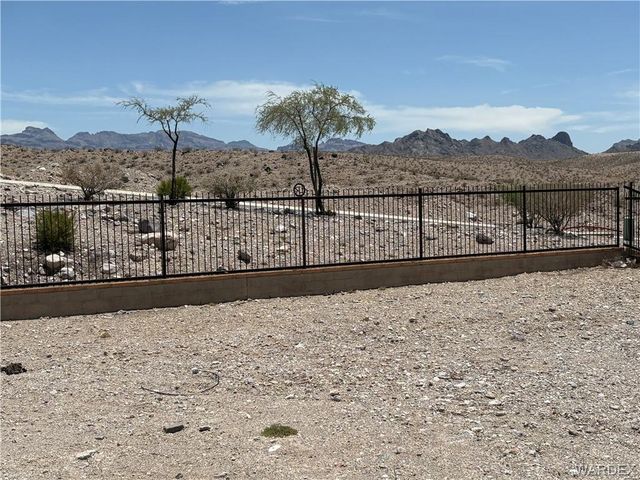 3334 Blacksmith Way, Bullhead City, AZ 86429