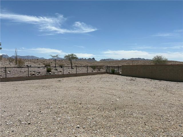 3334 Blacksmith Way, Bullhead City, AZ 86429