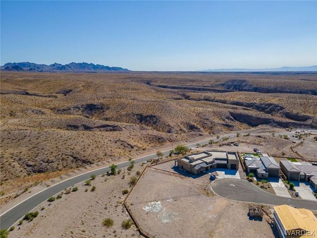 3334 Blacksmith Way, Bullhead City, AZ 86429