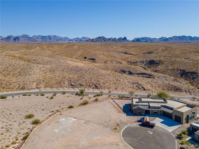 3334 Blacksmith Way, Bullhead City, AZ 86429