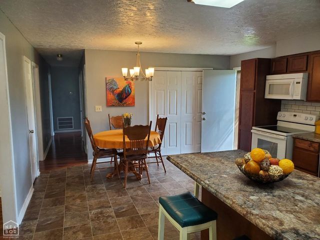 477 Ann, Piggott, AR 72454