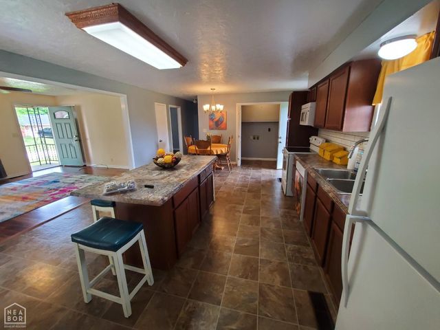 477 Ann, Piggott, AR 72454