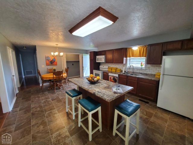 477 Ann, Piggott, AR 72454