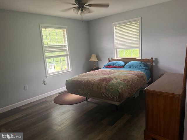 103 POWDER MILL HOLLOW RD, Boyertown, PA 19512