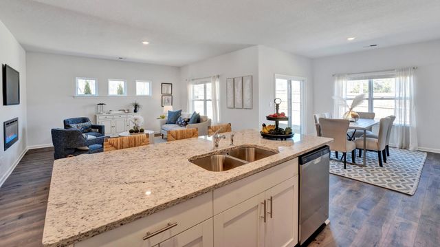 175 KIPLING DR, Oakland, TN 38060