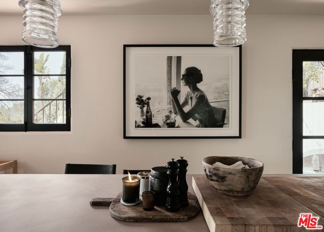 7902 Fareholm Drive, Los Angeles, CA 90046