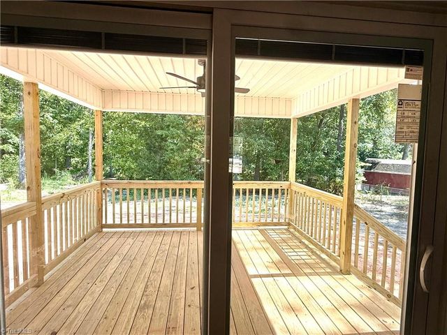 1047 W Holly Hill Road, Thomasville, NC 27360