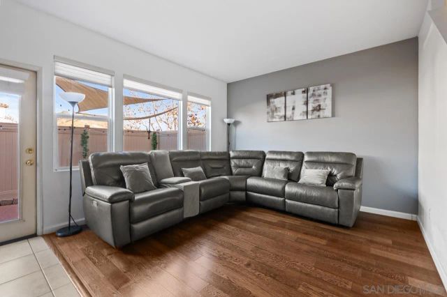 6373 Avenida De Las Vistas 3, San Diego, CA 92154