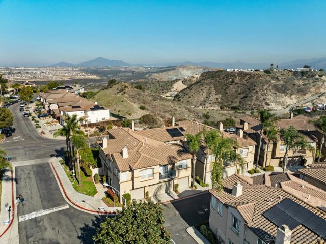 6373 Avenida De Las Vistas 3, San Diego, CA 92154