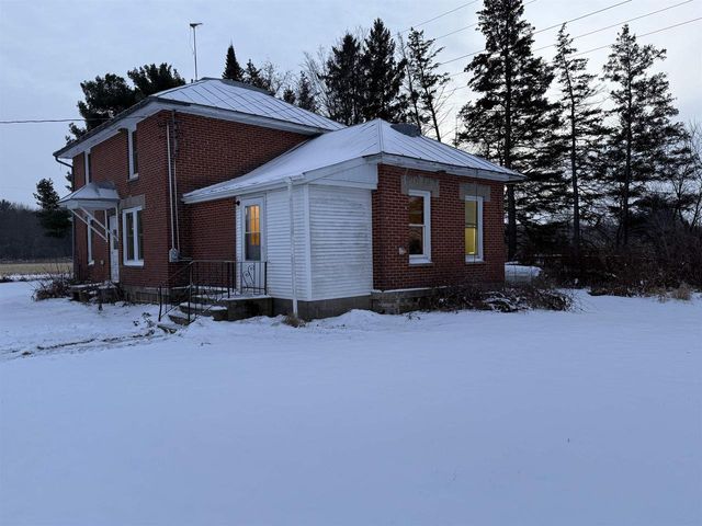 E1384 WOLF RIVER ROAD, Iola, WI 54945