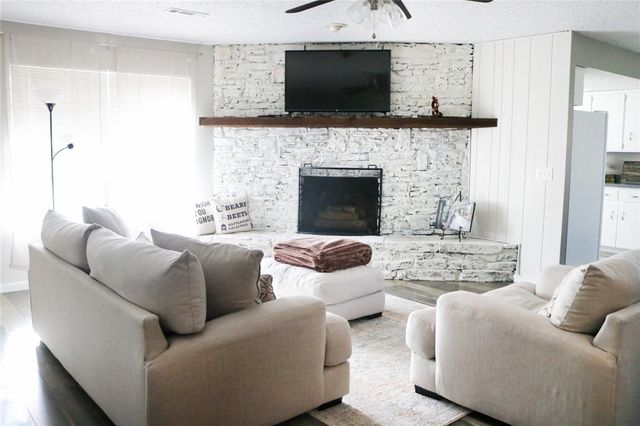 3301 Martin Drive, Springdale, AR 72762