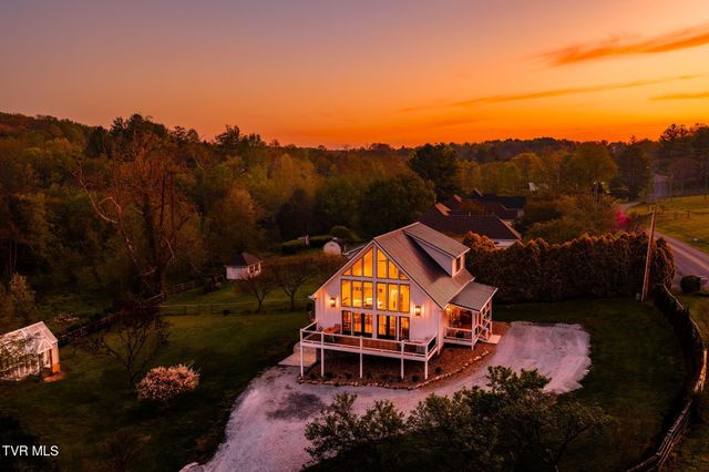 212 County Farm Road, Jonesborough, TN 37659