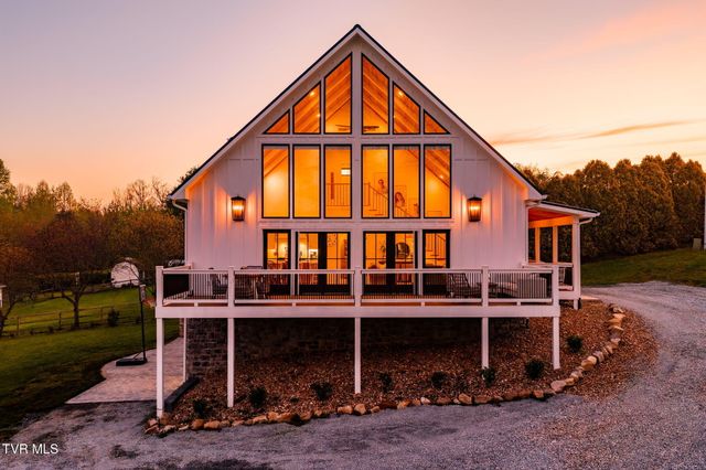 212 County Farm Road, Jonesborough, TN 37659