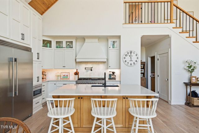 212 County Farm Road, Jonesborough, TN 37659
